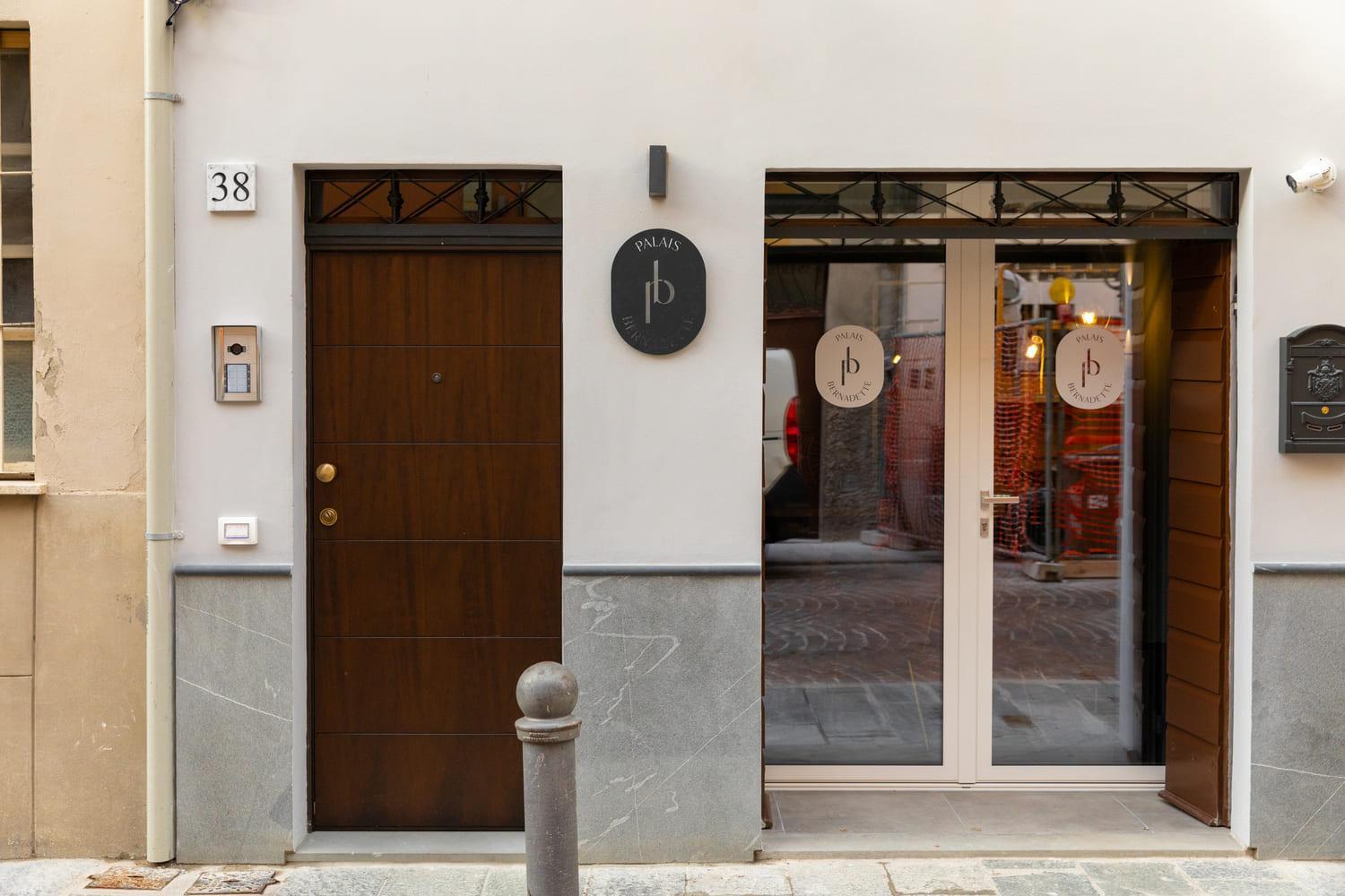 Aparthotel Palais Bernadette Parma Exterior foto